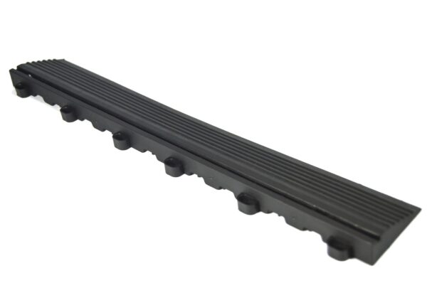 BORDURE SWISSTRAX 40 NOIR FEMELLE